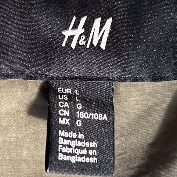 H&M SZ L Dark Olive Waterproof Bomber Jacket Utility Gorp Core Basic - Picture 5 of 6